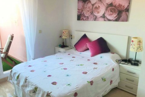 Penthouse for sale Manilva, Malaga, Spain 1 bedroom, 50 sq.m. No. 109748 - photo 12