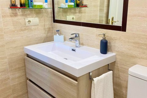 Penthouse for sale Manilva, Malaga, Spain 1 bedroom, 50 sq.m. No. 109748 - photo 9