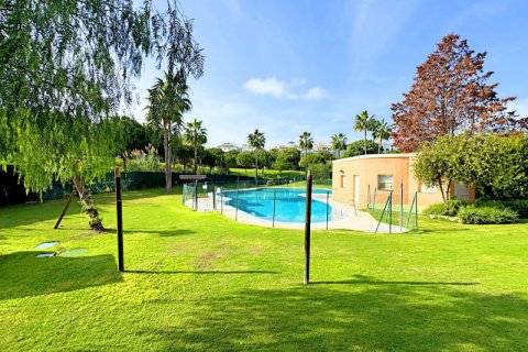 Penthouse for sale Manilva, Malaga, Spain 1 bedroom, 50 sq.m. No. 109748 - photo 23