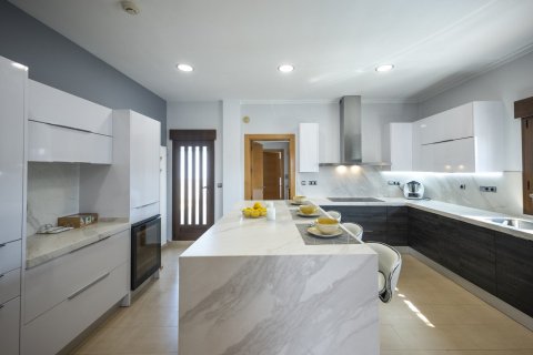 Villa for sale Balsicas, Murcia, Spain 4 bedrooms, 190 sq.m. No. 111500 - photo 8