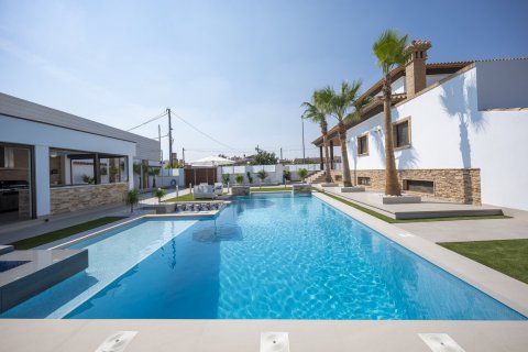 Villa for sale Balsicas, Murcia, Spain 4 bedrooms, 190 sq.m. No. 111500 - photo 3