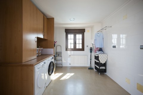 Villa for sale Balsicas, Murcia, Spain 4 bedrooms, 190 sq.m. No. 111500 - photo 28