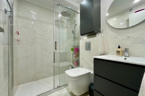 Apartment for sale Torrevieja, Alicante, Spain 4 bedrooms, 115 sq.m. No. 115957 - photo 3