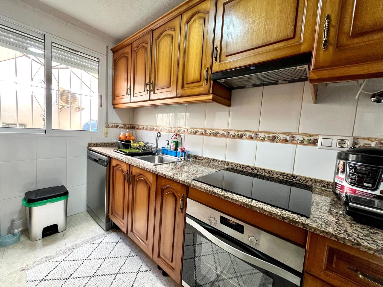 Apartment à Torrevieja, Alicante, Espagne 4 chambres, 115 m2 No. 115957
