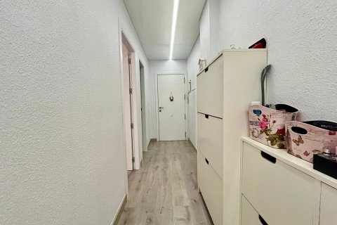 Apartment for sale Torrevieja, Alicante, Spain 4 bedrooms, 115 sq.m. No. 115957 - photo 28