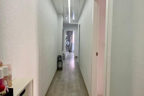 Apartment for sale Torrevieja, Alicante, Spain 4 bedrooms, 115 sq.m. No. 115957 - photo 30