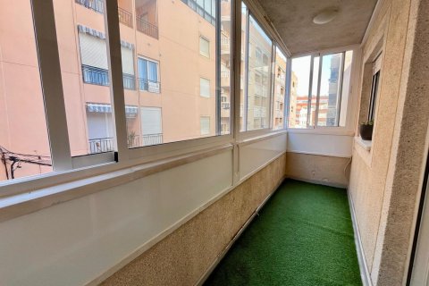 Apartment for sale Torrevieja, Alicante, Spain 4 bedrooms, 115 sq.m. No. 115957 - photo 14