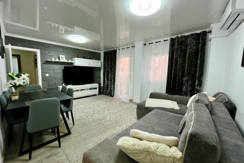 Apartment for sale Torrevieja, Alicante, Spain 4 bedrooms, 115 sq.m. No. 115957 - photo 2