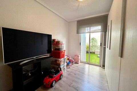Apartment for sale Torrevieja, Alicante, Spain 4 bedrooms, 115 sq.m. No. 115957 - photo 27
