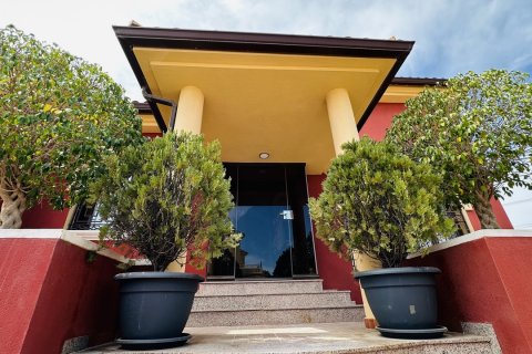 Villa till salu Ciudad Quesada, Alicante, Spanien 4 sovrum, 212 kvm. Nr. 115960 - foto 4