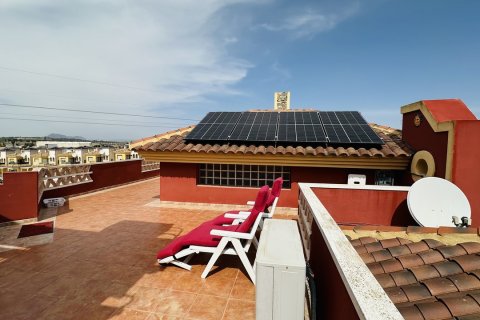 Villa till salu Ciudad Quesada, Alicante, Spanien 4 sovrum, 212 kvm. Nr. 115960 - foto 30