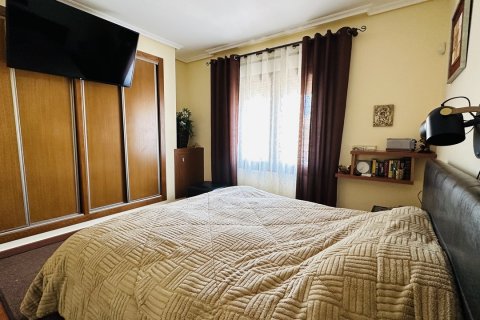Villa till salu Ciudad Quesada, Alicante, Spanien 4 sovrum, 212 kvm. Nr. 115960 - foto 13
