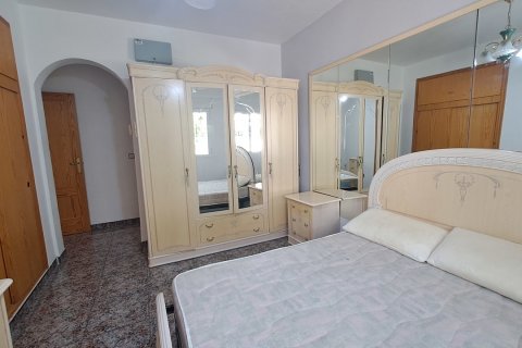 Villa for sale Alicante, Spain 5 bedrooms, 200 sq.m. No. 115952 - photo 21