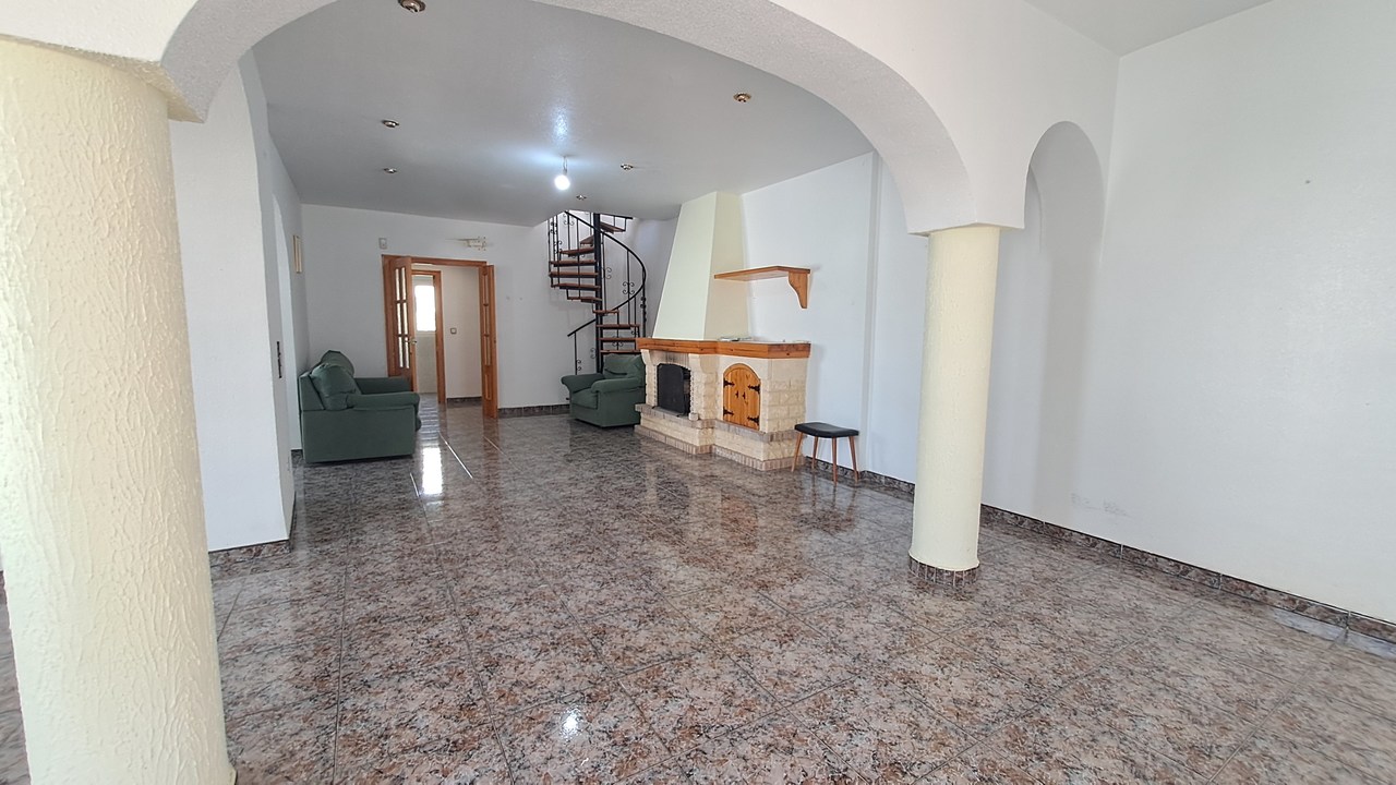 Villa in Villamartin, Alicante, Spanien 5 Schlafzimmer, 200 m2 Nr. 115952