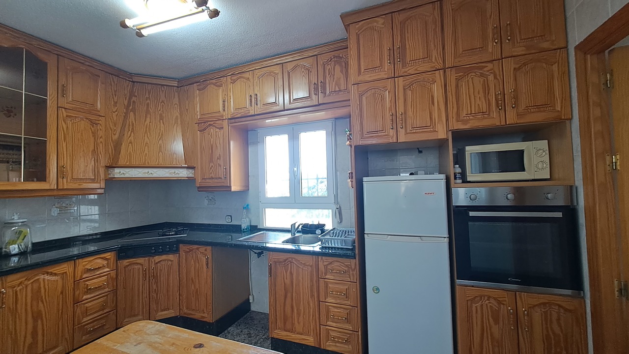 Villa in Villamartin, Alicante, Spanien 5 Schlafzimmer, 200 m2 Nr. 115952