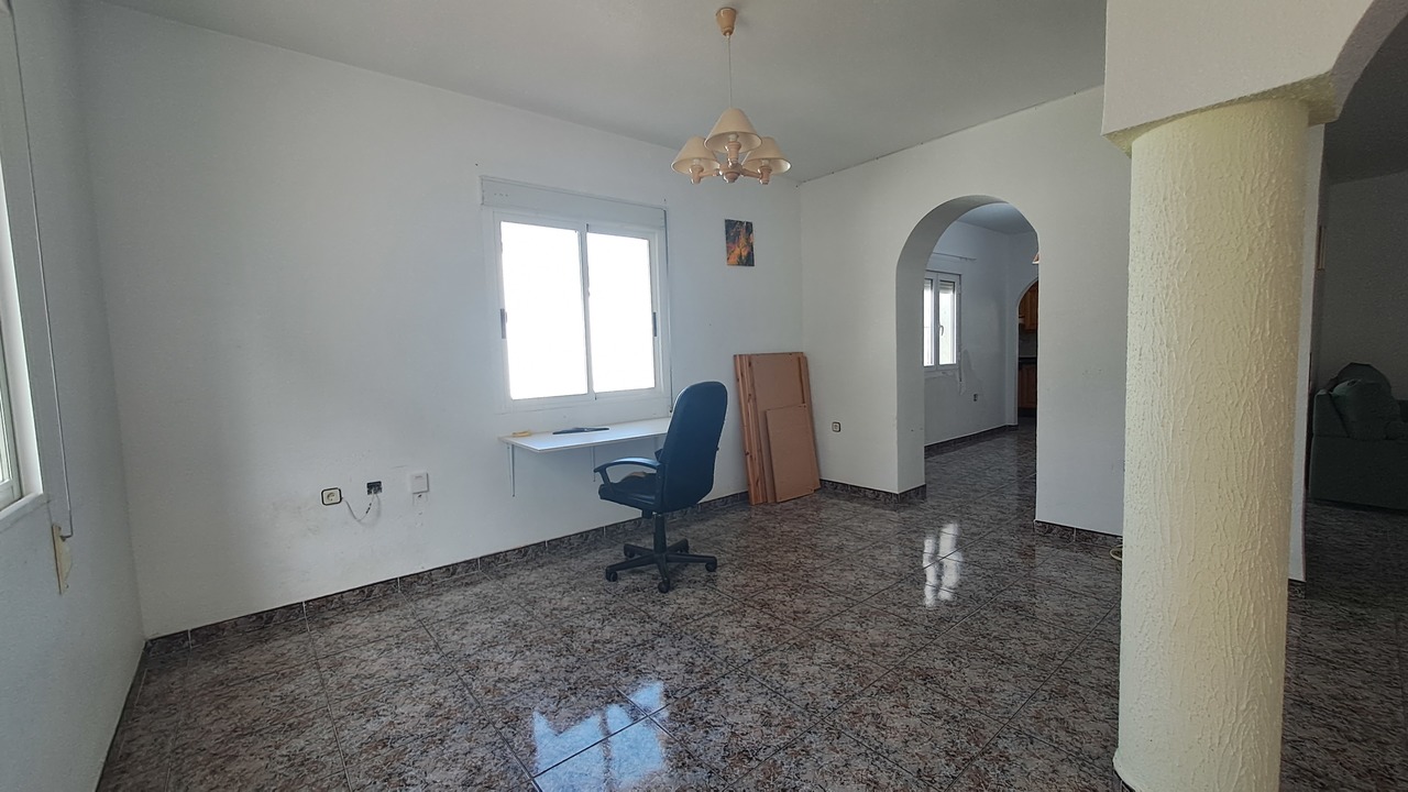 Villa in Villamartin, Alicante, Spanien 5 Schlafzimmer, 200 m2 Nr. 115952