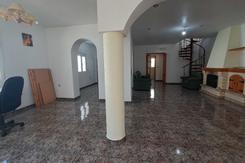 Villa for sale Alicante, Spain 5 bedrooms, 200 sq.m. No. 115952 - photo 8