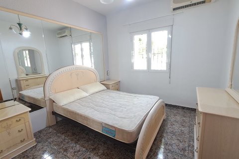 Villa for sale Alicante, Spain 5 bedrooms, 200 sq.m. No. 115952 - photo 20