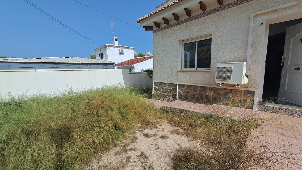 Villa in Villamartin, Alicante, Spanien 5 Schlafzimmer, 200 m2 Nr. 115952