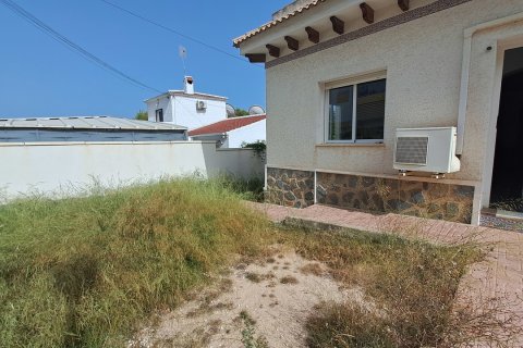 Villa for sale Alicante, Spain 5 bedrooms, 200 sq.m. No. 115952 - photo 4