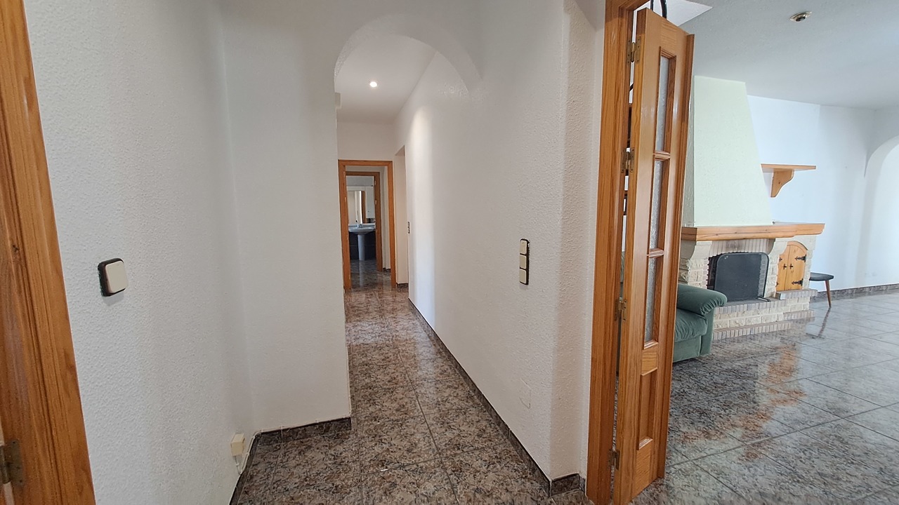 Villa in Villamartin, Alicante, Spanien 5 Schlafzimmer, 200 m2 Nr. 115952