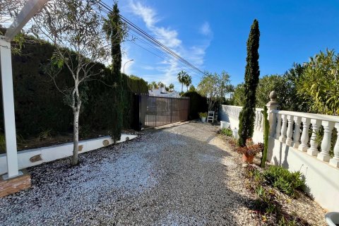 Villa for sale Alicante, Spain 4 bedrooms, 184 sq.m. No. 115958 - photo 25