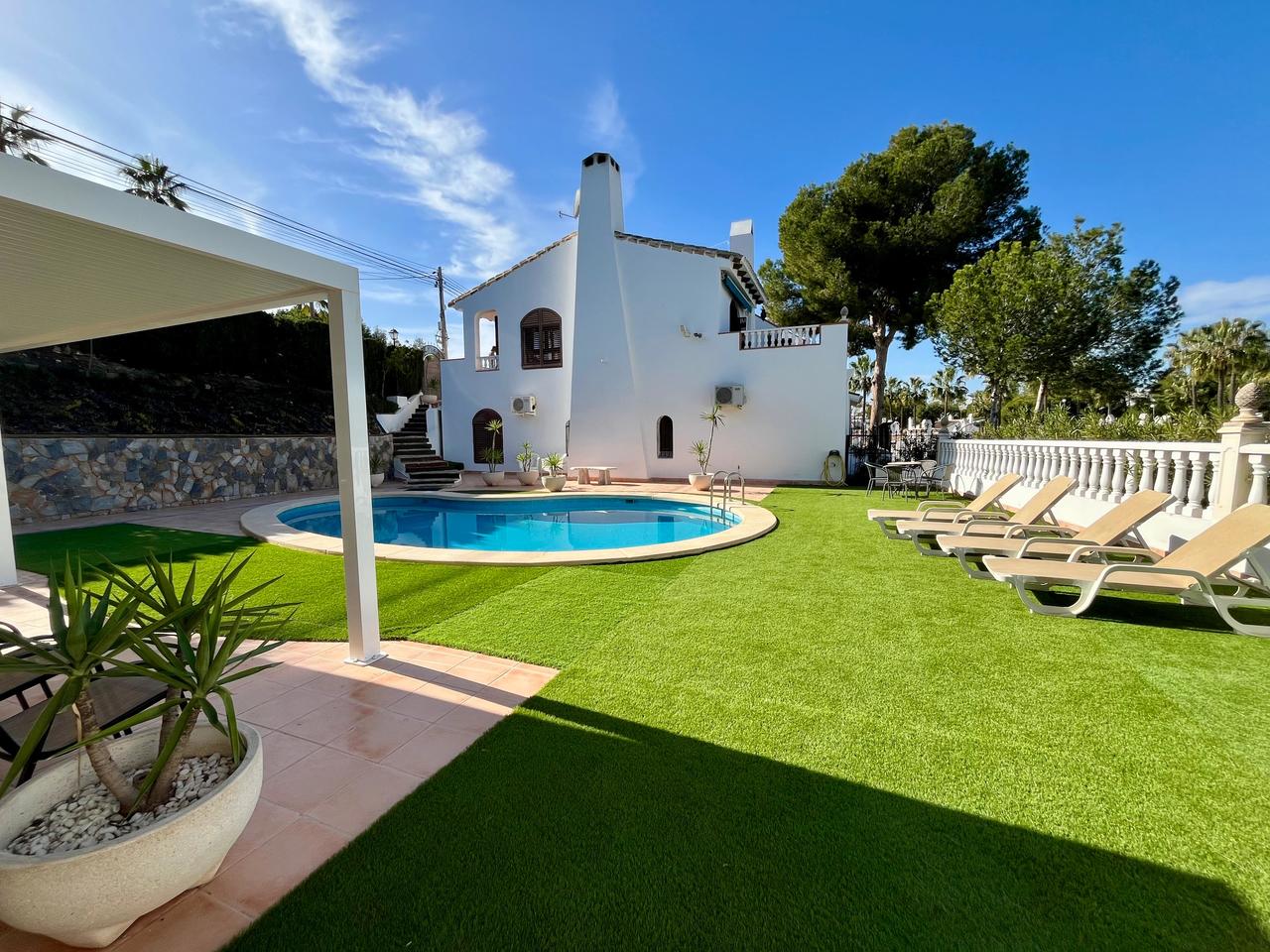 Villa Villamartin, Alicante, Spānijā 4 istabas, 184 m2 Nr. 115958