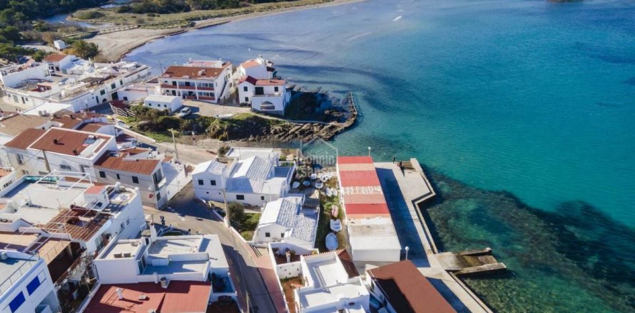 Villa Mahon, Menorca, Spain 4 bedrooms, 190 sq.m. No. 110914