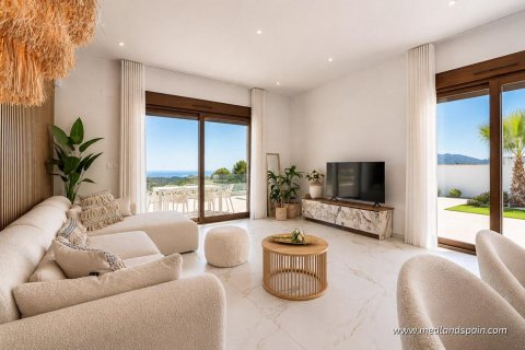 Villa till salu i La Nucia, Alicante, Spanien 3 sovrum, 129 kvm. Nr. 108880 - foto 4
