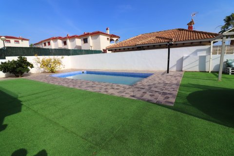 Villa zum Verkauf La Marina, Alicante, Spanien 6 Schlafzimmer, 386 m2 Nr. 116007 - Foto 2