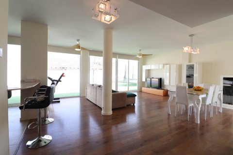 Villa zum Verkauf La Marina, Alicante, Spanien 6 Schlafzimmer, 386 m2 Nr. 116007 - Foto 4