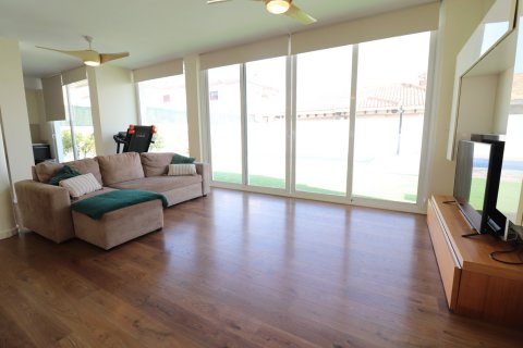 Villa zum Verkauf La Marina, Alicante, Spanien 6 Schlafzimmer, 386 m2 Nr. 116007 - Foto 6