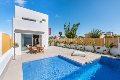 Villa for sale Los Alcazares, Murcia, Spain 3 bedrooms, 112 sq.m. No. 106785 - photo 1