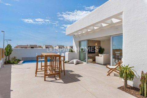 Villa pārdošanā Los Alcazares, Murcia, Spānijā 3 istabas, 110 m2 Nr. 106785 - attēls 6
