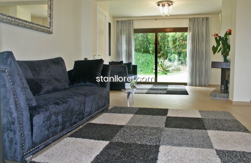 Villa en Lloret de Mar, Gerona, España 4 dormitorios, 300 m2 No. 104035