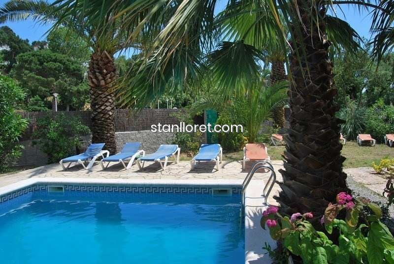 Villa in Lloret de Mar, Girona, Spanien 8 Schlafzimmer, 300 m2 Nr. 104033