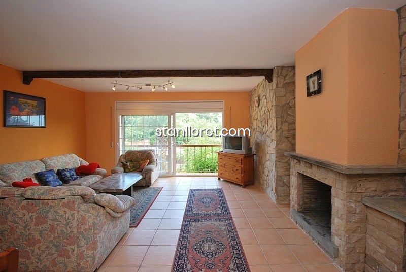 Villa in Lloret de Mar, Girona, Spanien 8 Schlafzimmer, 300 m2 Nr. 104033
