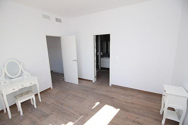Вилла в Пиносо, Аликанте, Испания 4 спальни, 150м2 №95003