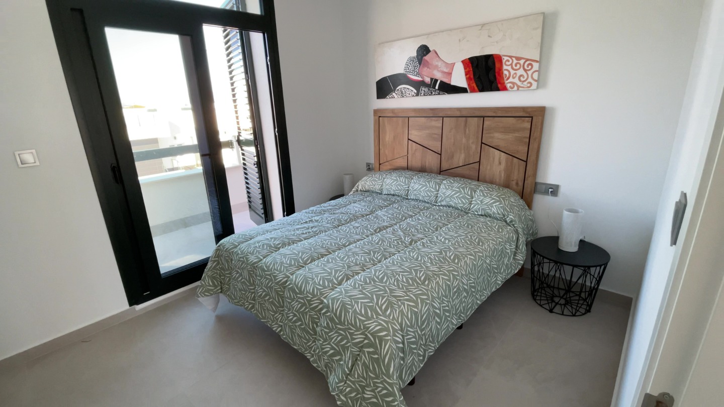 Villa a Daya Nueva, Alicante, Spagna 3 camere da letto, 140 mq. N° 94063