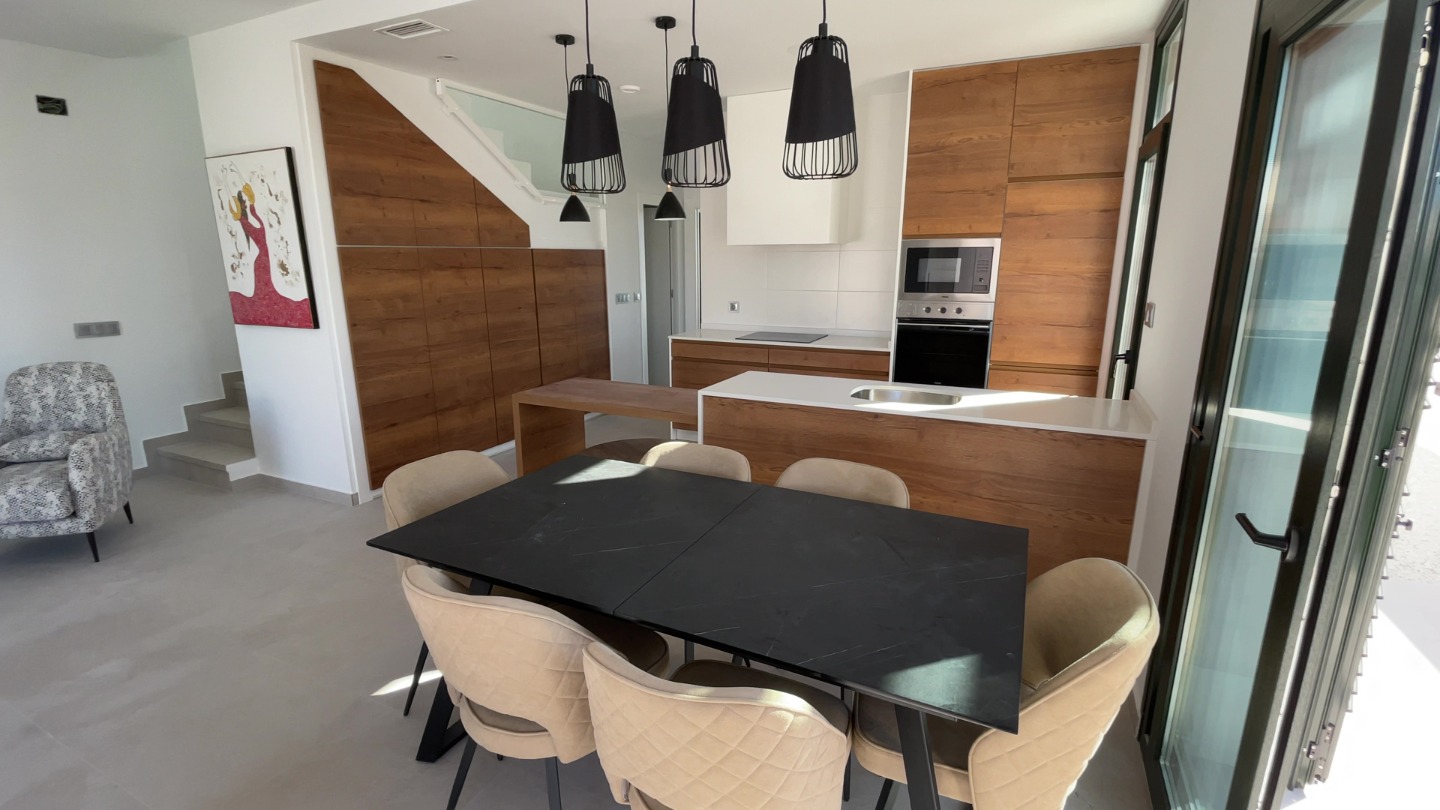 Villa a Daya Nueva, Alicante, Spagna 3 camere da letto, 140 mq. N° 94063