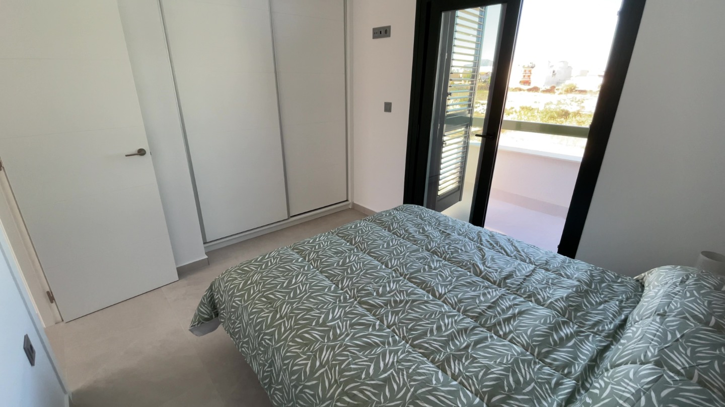 Villa a Daya Nueva, Alicante, Spagna 3 camere da letto, 140 mq. N° 94063