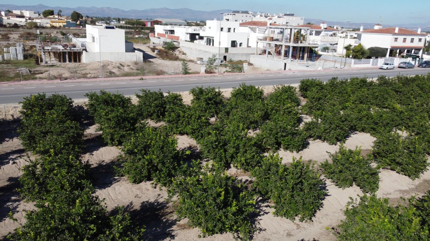 Villa a Daya Nueva, Alicante, Spagna 3 camere da letto, 140 mq. N° 94063