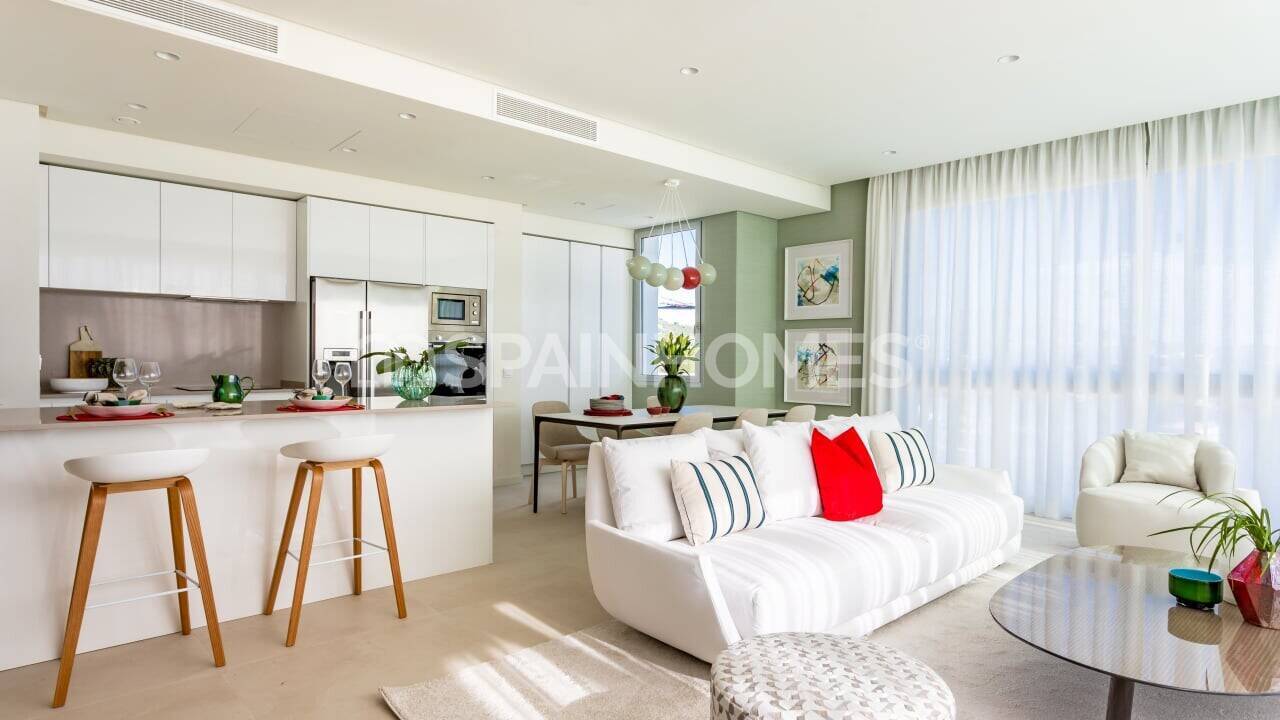 Appartamento a Benahavis, Malaga, Spagna 3 camere da letto, 168 mq. N° 48392