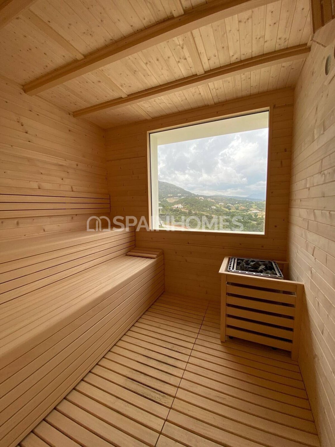 Appartamento a Benahavis, Malaga, Spagna 3 camere da letto, 168 mq. N° 48392