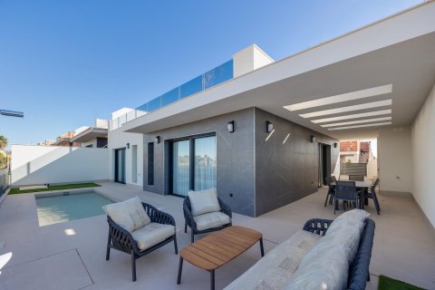 Villa in Torrevieja, Alicante, Spanien 3 Schlafzimmer, 141 m2 Nr. 112657