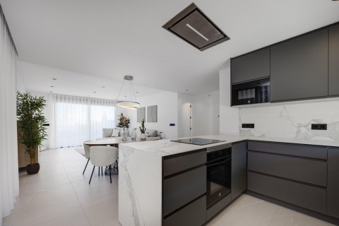 Huvila myytävänä Torrevieja, Alicante, Espanja, 3 makuuhuonetta, 141 m2 No. 112657 - kuva 15