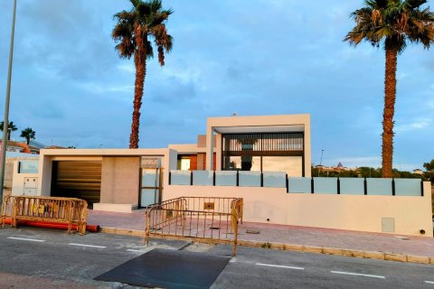 Villa zum Verkauf Rojales, Alicante, Spanien 3 Schlafzimmer, 273 m2 Nr. 111364 - Foto 2