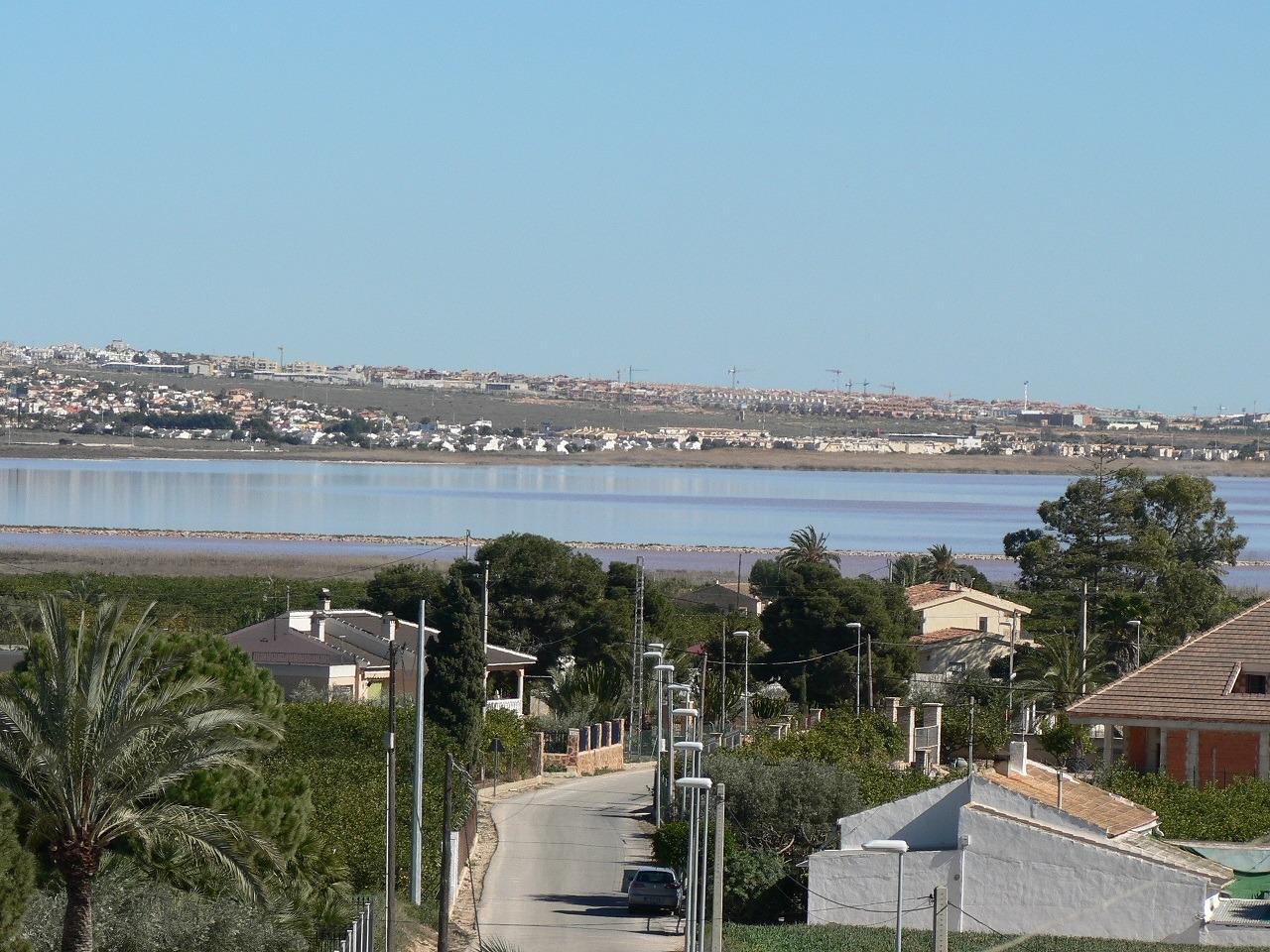 Villa a Los Montesinos, Alicante, Spagna 3 camere da letto, 90 mq. N° 111373
