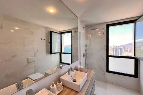 Продажа квартиры в Бенидорм, Аликанте, Испания 3 спальни, 130м2 №118078 - фото 26