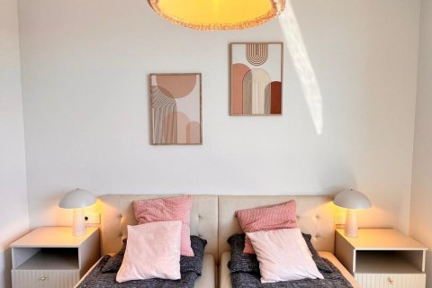 Продажа квартиры в Бенидорм, Аликанте, Испания 3 спальни, 130м2 №118078 - фото 9